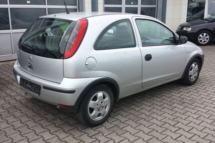 Opel Corsa 68.600 km 2.750 &euro; Chemnitz OT Wittgensdorf 09228