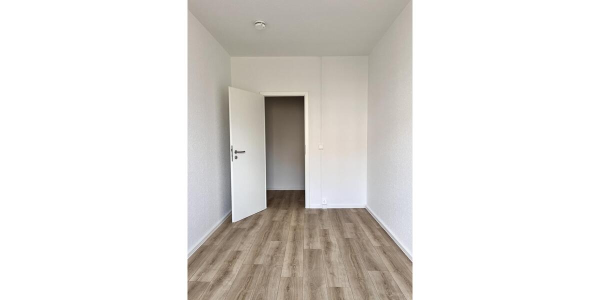 Etagenwohnung Chemnitz Klaffenbach - 4 Zimmer, 70 m&sup2;, 421&euro; | Angebot:25365223
