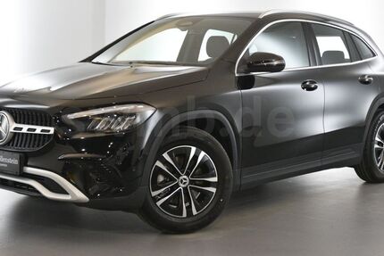 Mercedes-Benz GLA 180 9.900 km 38.440 &euro; Chemnitz 09120