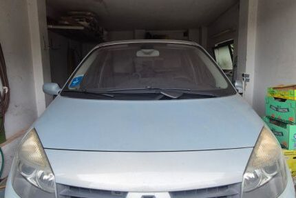 Renault Scenic 99.999 km 3.333 &euro; Niederwiesa 09577