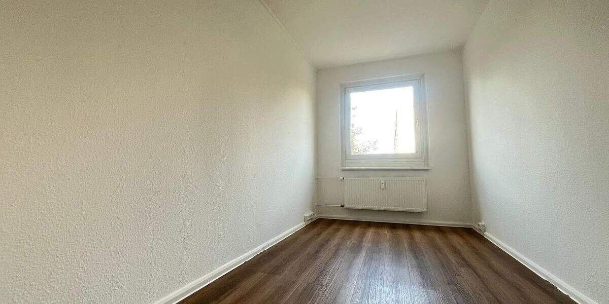 Etagenwohnung Chemnitz Kappel - 5 Zimmer, 127 m&sup2;, 665&euro; | Angebot:24036792