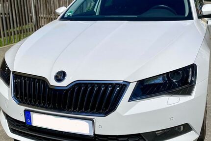 Skoda Superb 83.000 km 25.000 &euro; Limbach-Oberfrohna 09212