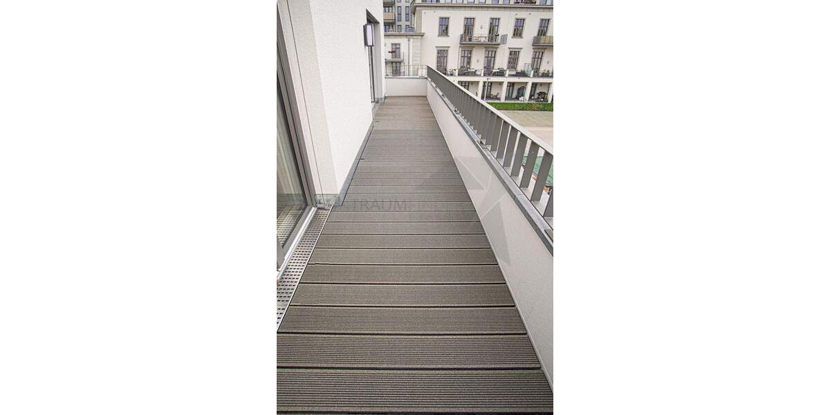 !! Angebot: Schnell sein lohnt sich !! Barrierefreie 4-Raum-Whg. mit EBK, Stellplatz & Photovoltaik 4 zimmer