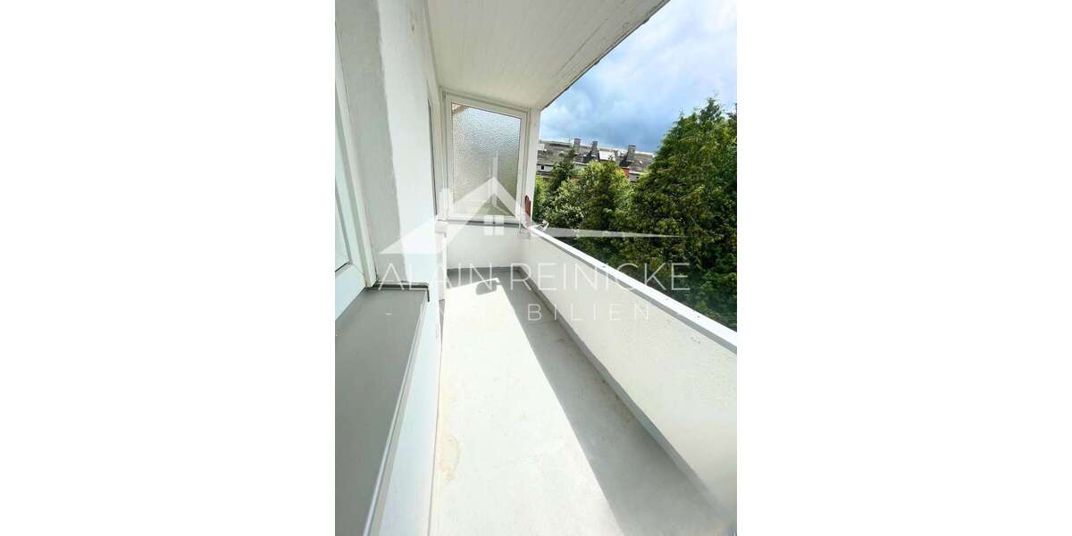 3 RW mit EBK, Dachkammer & Keller - Etagenwohnung Chemnitz Helbersdorf | Angebot:26129478