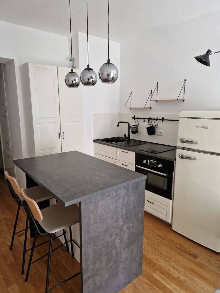 modernes Single-Appartment mit Fußbodenheizung und Terrasse im Schloßviertel