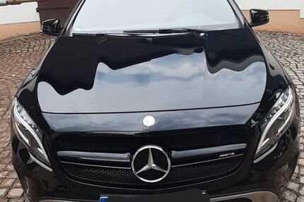 Mercedes GLA 220