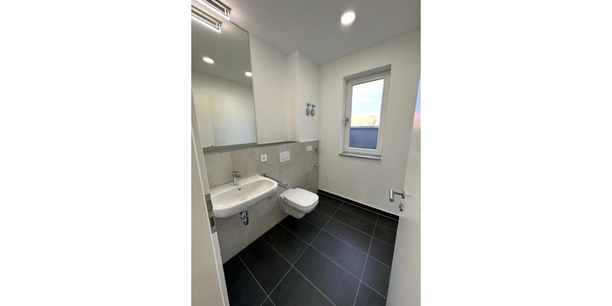 Dachgeschoßwohnung Chemnitz Hilbersdorf - 3 Zimmer, 101 m&sup2;, 808&euro; | Angebot:25538973