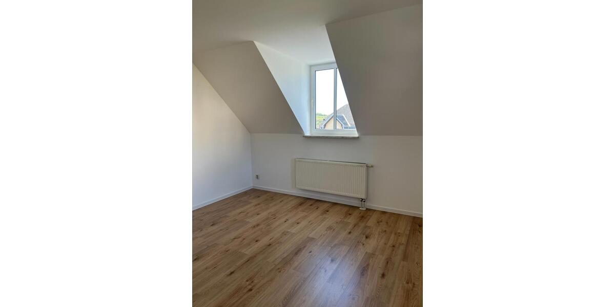 Maisonettenwohnung Chemnitz Ebersdorf - 4 Zimmer, 95 m&sup2;, 645&euro; | Angebot:26384032