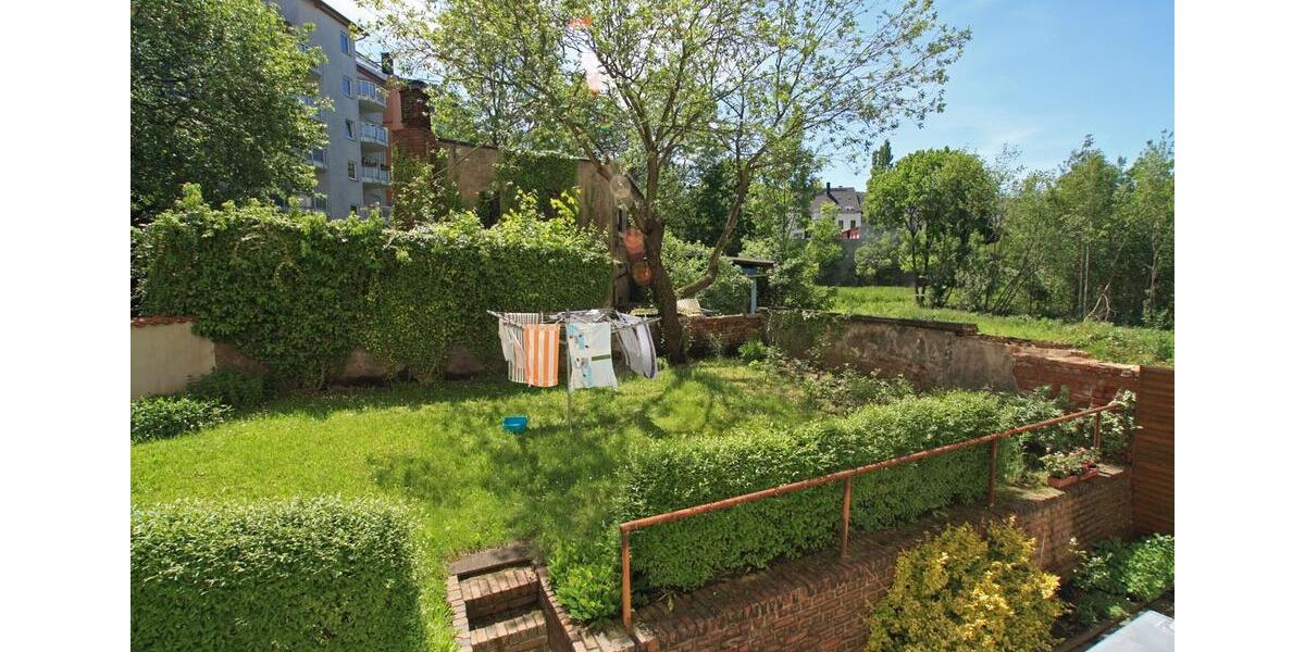 Dachgeschoßwohnung Chemnitz Altendorf - 3 Zimmer, 60 m&sup2;, 300&euro; | Angebot:26573224