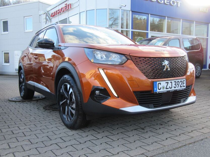 Peugeot 2008 1.250 km 22.890 € Chemnitz 09125