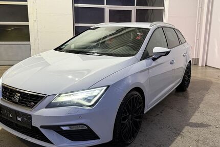 Seat Leon 61.350 km 18.495 &euro; Oberlungwitz 09353