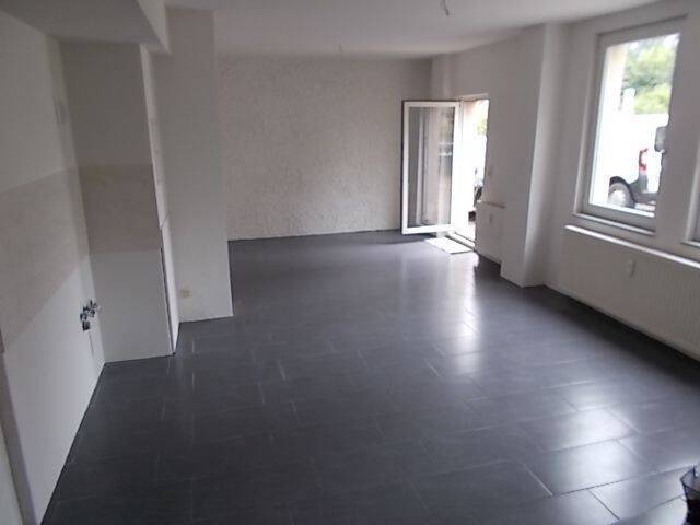 Gewerbeobjekt Limbach-Oberfrohna Oberfrohna - 3 Zimmer, 100 m&sup2;, 200&euro; | Angebot:26826163