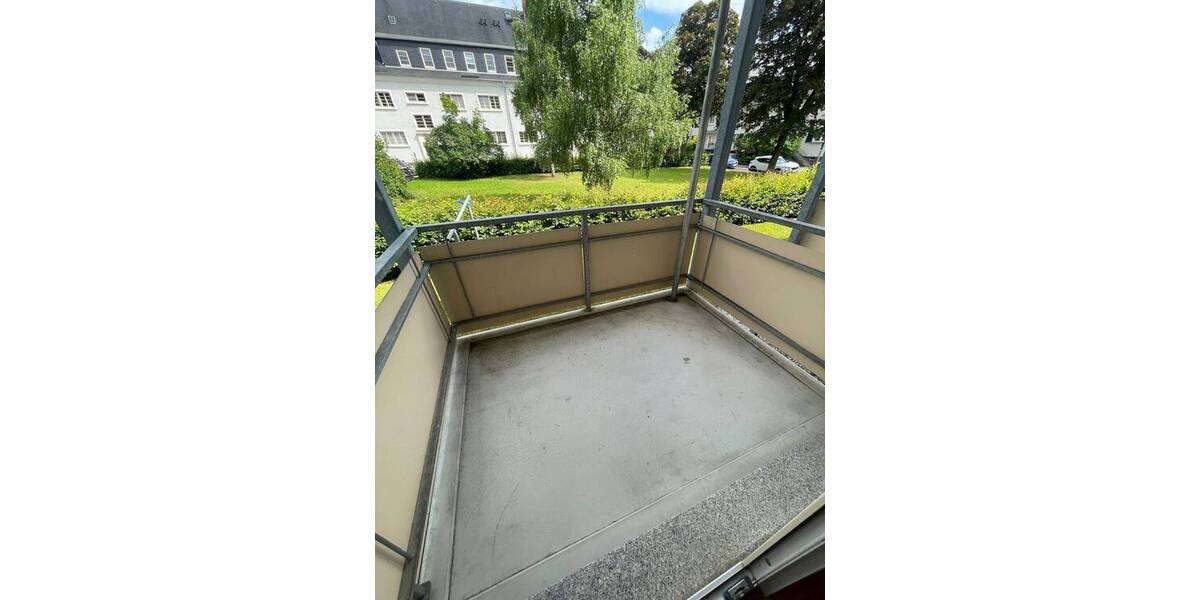 Etagenwohnung Chemnitz Lutherviertel - 1 Zimmer, 40 m&sup2;, 270&euro; | Angebot:26910505