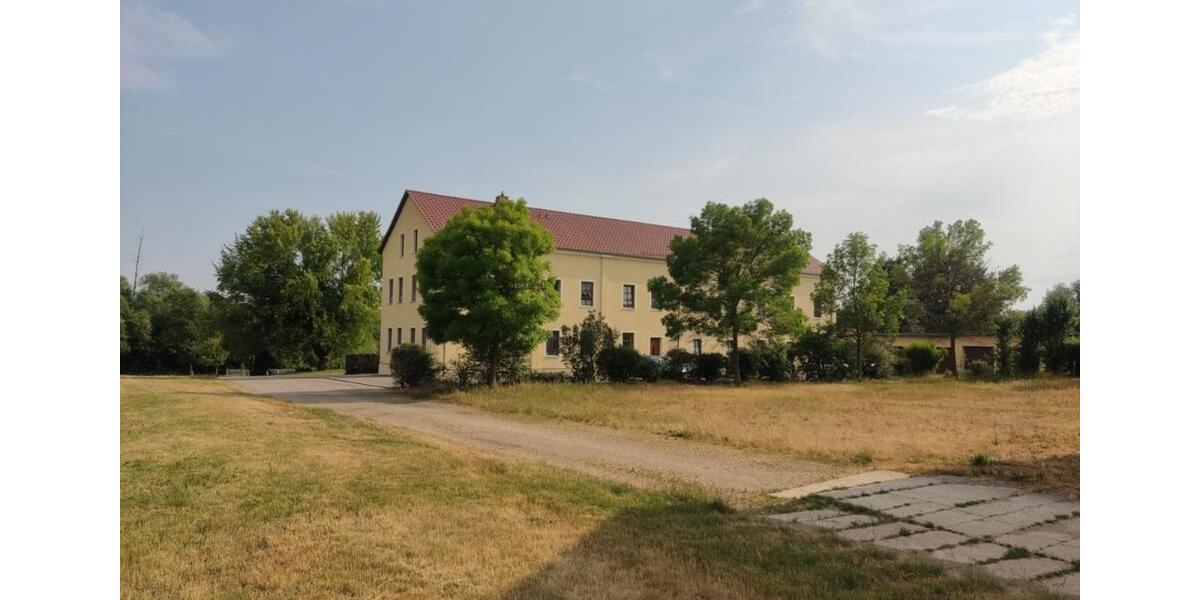 Hochparterre Waldheim - 3 Zimmer, 80 m&sup2;, 420&euro; | Angebot:25049518