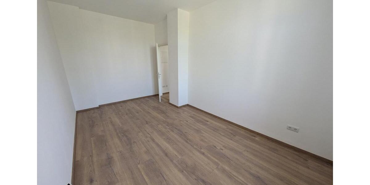Etagenwohnung Chemnitz Hilbersdorf - 3 Zimmer, 65 m&sup2;, 423&euro; | Angebot:26321902