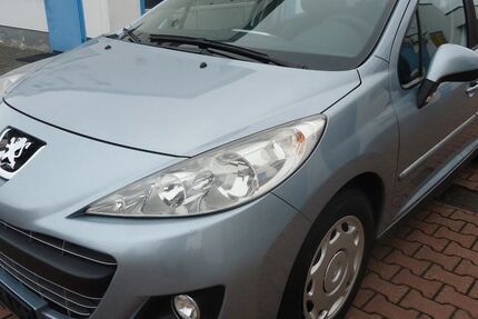 Peugeot 207 177.500 km 2.999 € Nobitz 04603