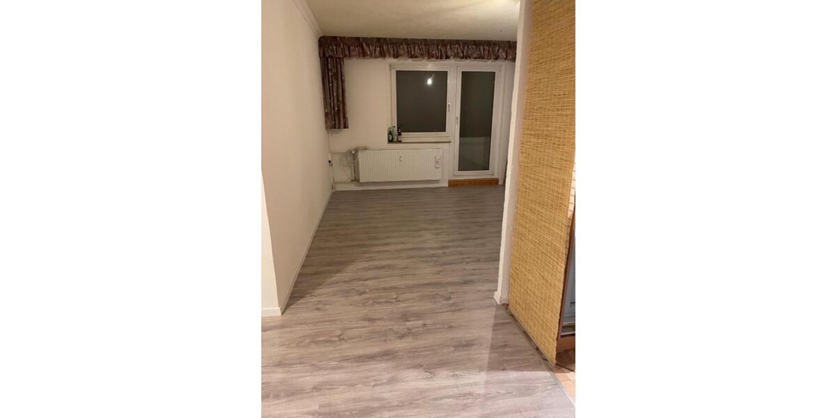 Erdgeschoßwohnung Mülsen - 3 Zimmer, 68 m&sup2;, 55.000&euro; | Angebot:26996096