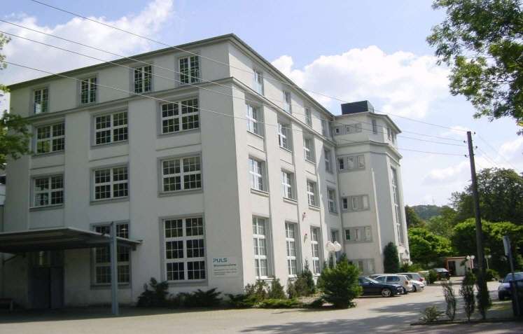 Büro in Chemnitz 1.600 € 320 m² zimmer