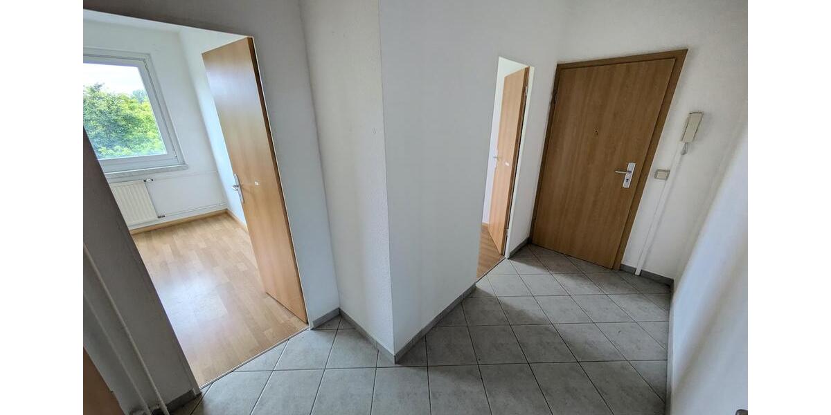 Etagenwohnung Chemnitz Kapellenberg - 4 Zimmer, 70 m&sup2;, 350&euro; | Angebot:26321586