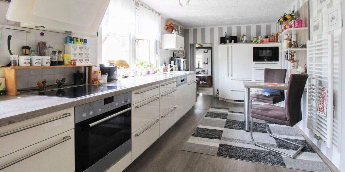 Einfamilienhaus Chemnitz Grüna - 7 Zimmer, 199.000&euro; | Angebot:24872450