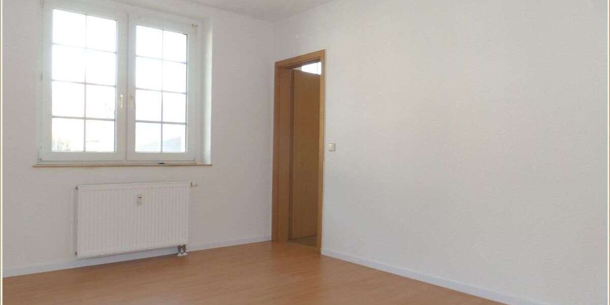 Etagenwohnung Penig Dittmannsdorf - 2 Zimmer, 45 m&sup2;, 250&euro; | Angebot:26330372