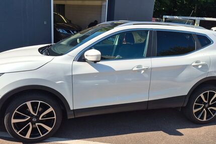 Nissan Qashqai 99.558 km 11.995 &euro; Mittweida 09648