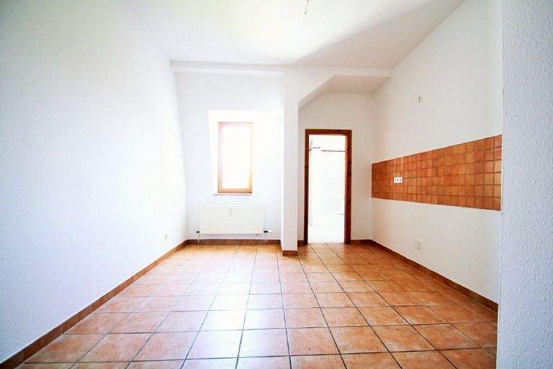 Etagenwohnung Chemnitz Kaßberg - 3 Zimmer, 83 m&sup2;, 480&euro; | Angebot:25664892