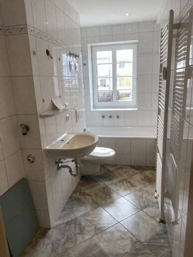 Etagenwohnung Chemnitz Lutherviertel - 2 Zimmer, 49 m&sup2;, 295&euro; | Angebot:25696240