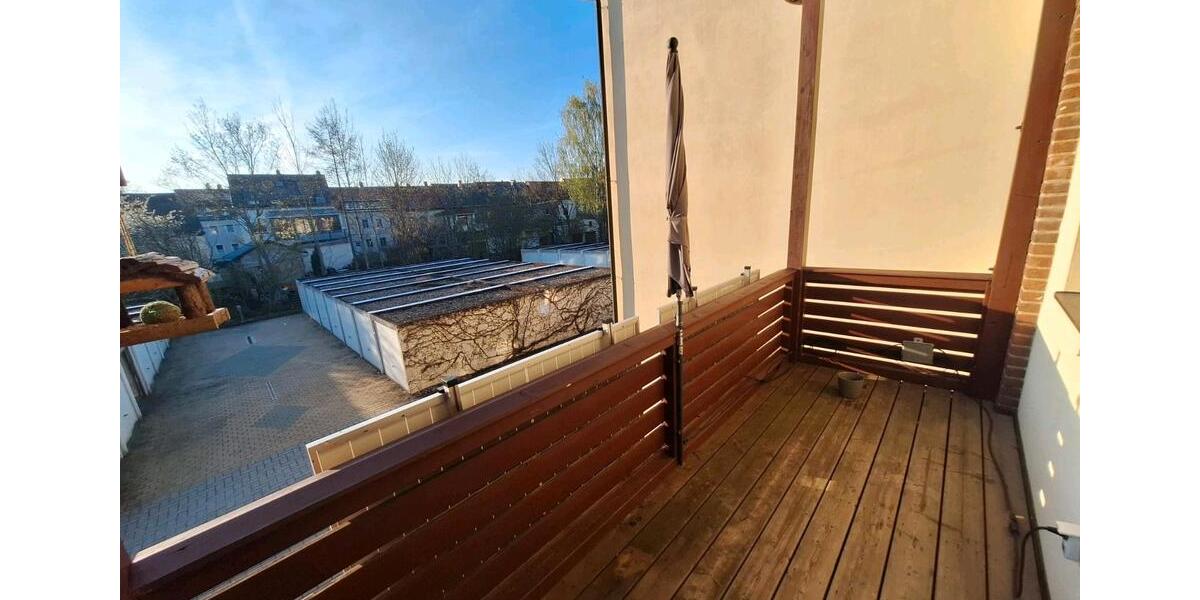 Etagenwohnung Hainichen - 3 Zimmer, 78 m&sup2;, 83.000&euro; | Angebot:23849257
