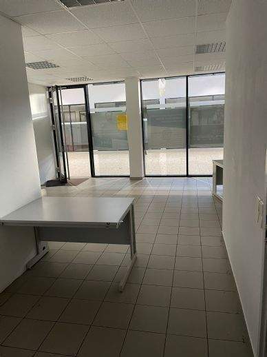 **GROßZÜGIGE BÜROFLÄCHE IN DER PASSAGE AM STADION IN LICHTENSTEIN**** 4 zimmer