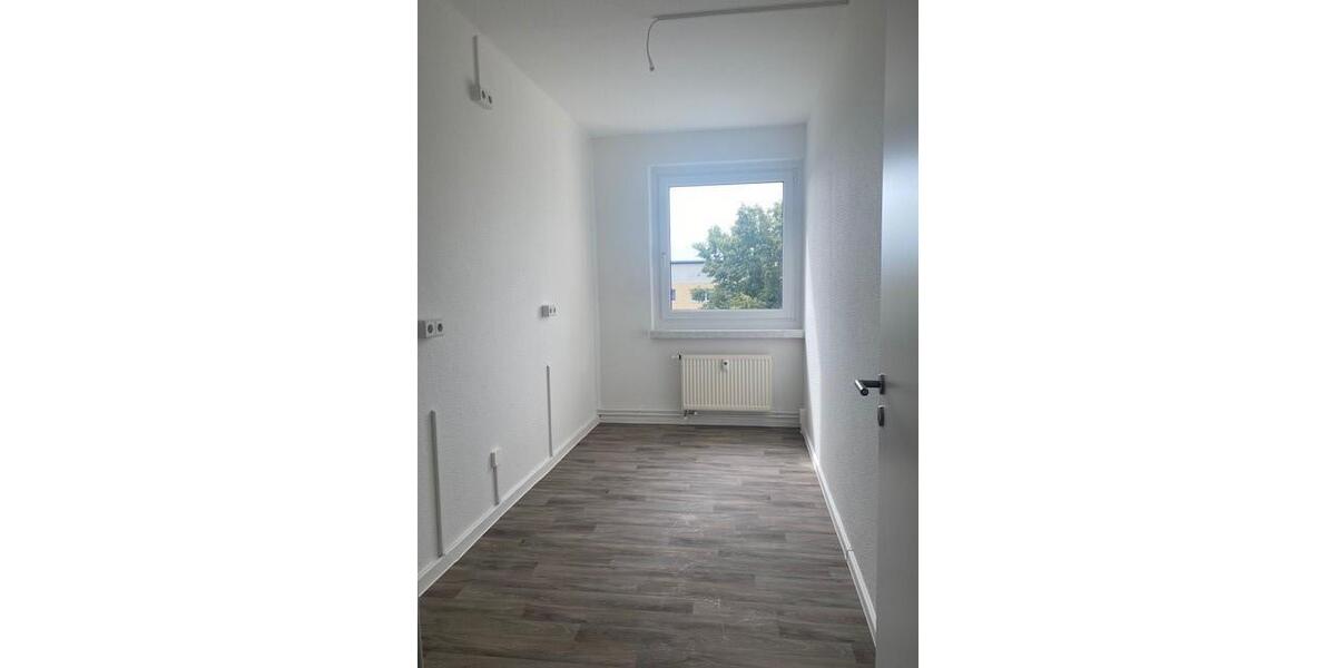 Etagenwohnung Chemnitz Markersdorf - 3 Zimmer, 69 m&sup2;, 375&euro; | Angebot:25753367