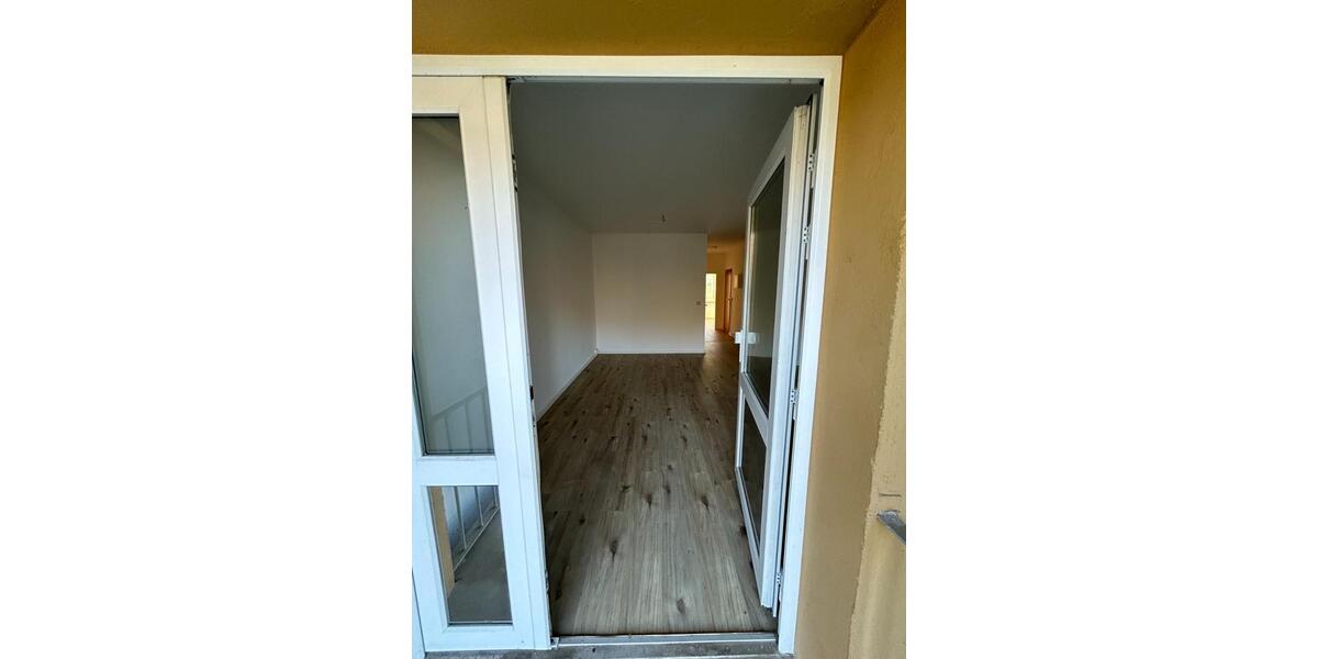 Erdgeschoßwohnung Chemnitz Klaffenbach - 2 Zimmer, 56 m&sup2;, 351&euro; | Angebot:24979015