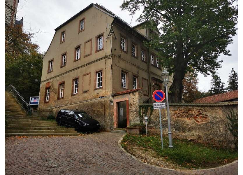 Haus zum Kaufen in Penig 80.000 € 238.88 m²