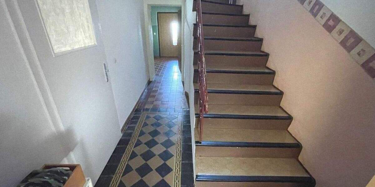 Einfamilienhaus Stollberg/Erzgebirge Stollberg - 6 Zimmer, 195 m&sup2;, 269.000&euro; | Angebot:25768885