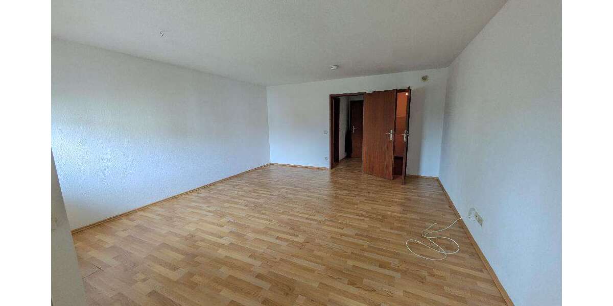 Etagenwohnung Chemnitz Hilbersdorf - 1 Zimmer, 36 m&sup2;, 215&euro; | Angebot:26902052