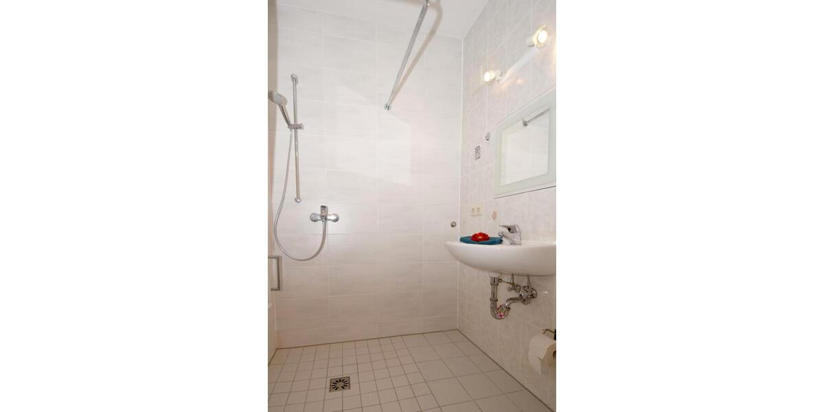 Etagenwohnung Hohenstein-Ernstthal Ernstthal - 1 Zimmer, 37 m&sup2;, 252&euro; | Angebot:26364566