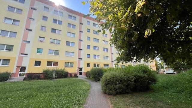 Etagenwohnung Chemnitz Markersdorf - 2 Zimmer, 55 m&sup2;, 300&euro; | Angebot:26624038