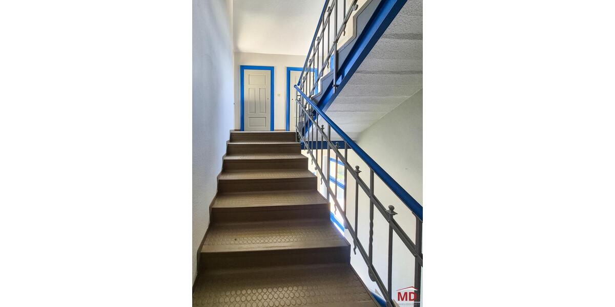 Dachgeschoßwohnung Stollberg (Erzgebirge) - 3 Zimmer, 83 m&sup2;, 500&euro; | Angebot:26635766
