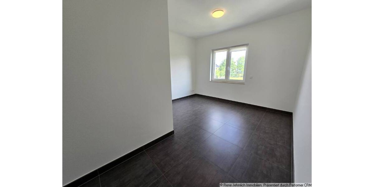 Etagenwohnung Chemnitz Adelsberg - 3 Zimmer, 138 m&sup2;, 1.518&euro; | Angebot:26435912