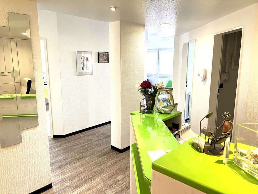 Büro in Oberlungwitz 82.000 € 84.12 m²