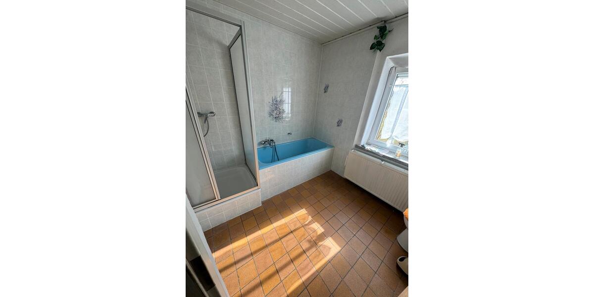 Einfamilienhaus Hohenstein-Ernstthal Ernstthal - 10 Zimmer, 140 m&sup2;, 66.000&euro; | Angebot:21974079
