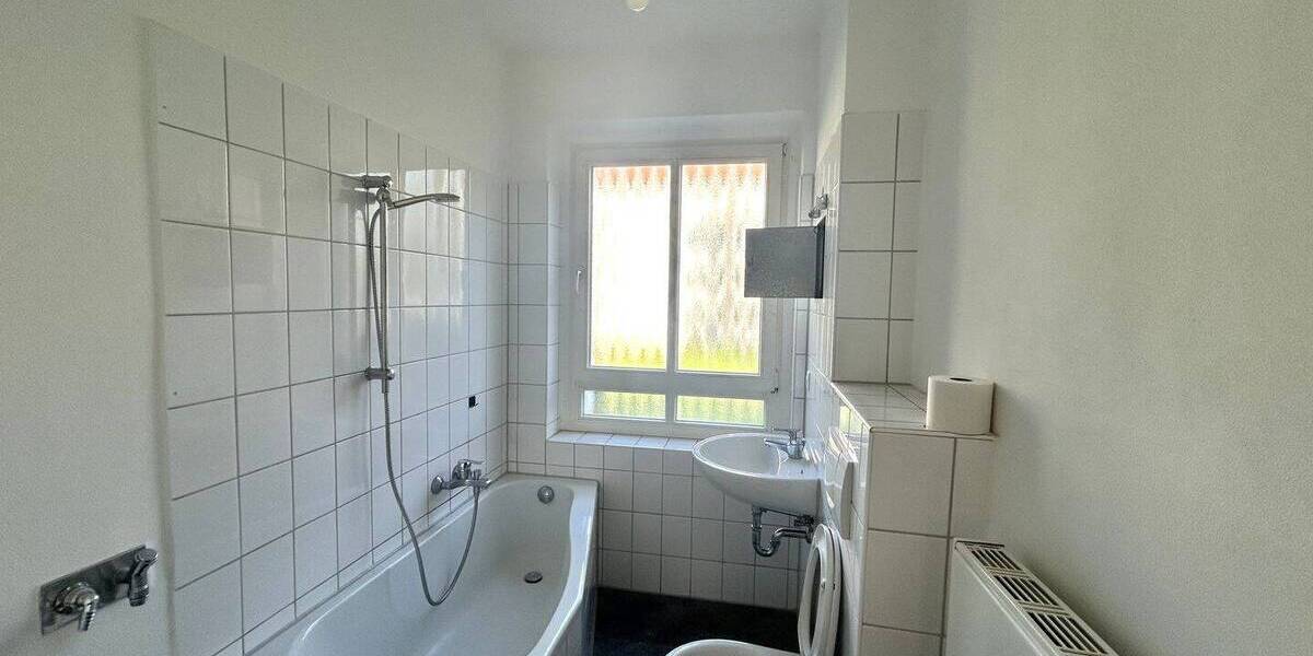 Etagenwohnung Chemnitz Lutherviertel - 2 Zimmer, 52 m&sup2;, 255&euro; | Angebot:26391409