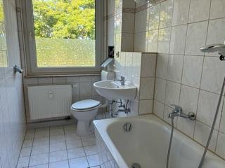 Erdgeschoßwohnung Chemnitz Adelsberg - 3 Zimmer, 61 m&sup2;, 320&euro; | Angebot:26425652