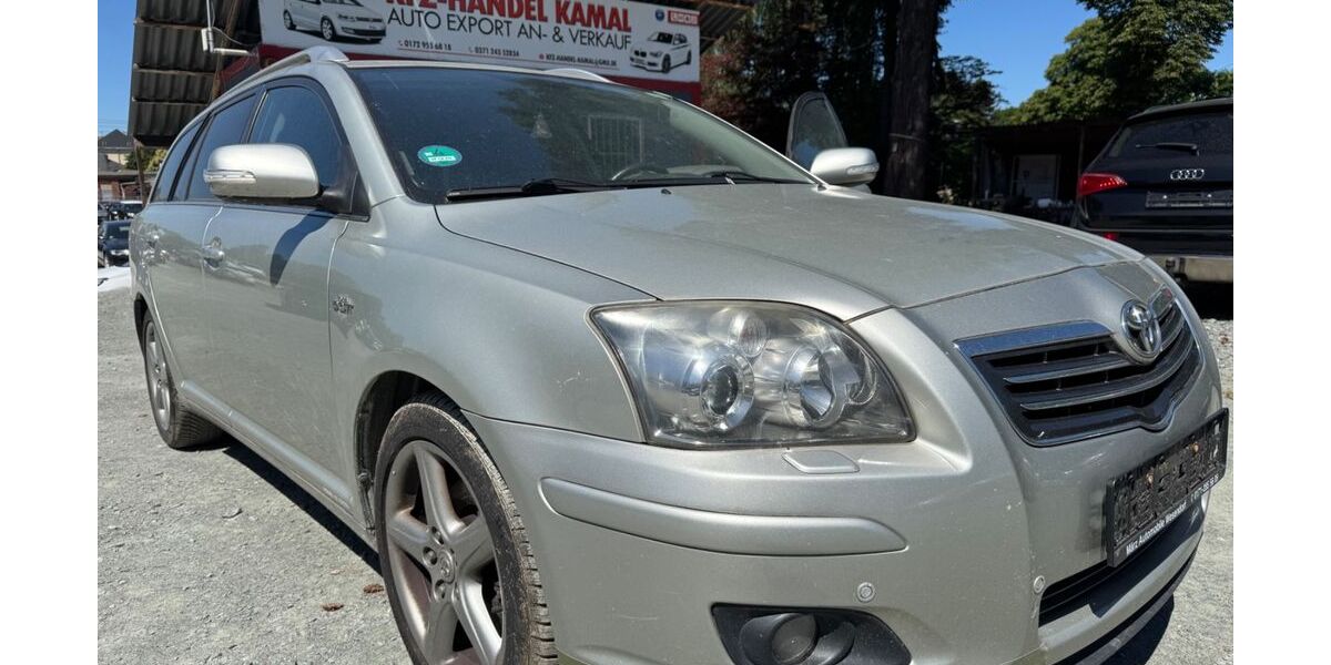 Toyota Avensis 210.834 km 1.499 &euro; Chemnitz 09125