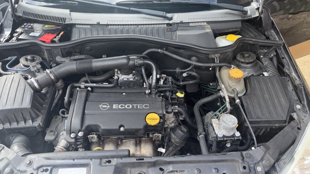 Opel Tigra 124.000 km 1.200 &euro; Auerbach 09392