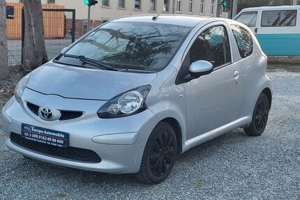 Toyota Aygo (X) 89.000 km 2.600 &euro; Chemnitz 09114