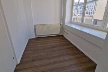 Gewerbeobjekt Chemnitz Zentrum - 1 Zimmer, 18 m&sup2;, 180&euro; | Angebot:26160363