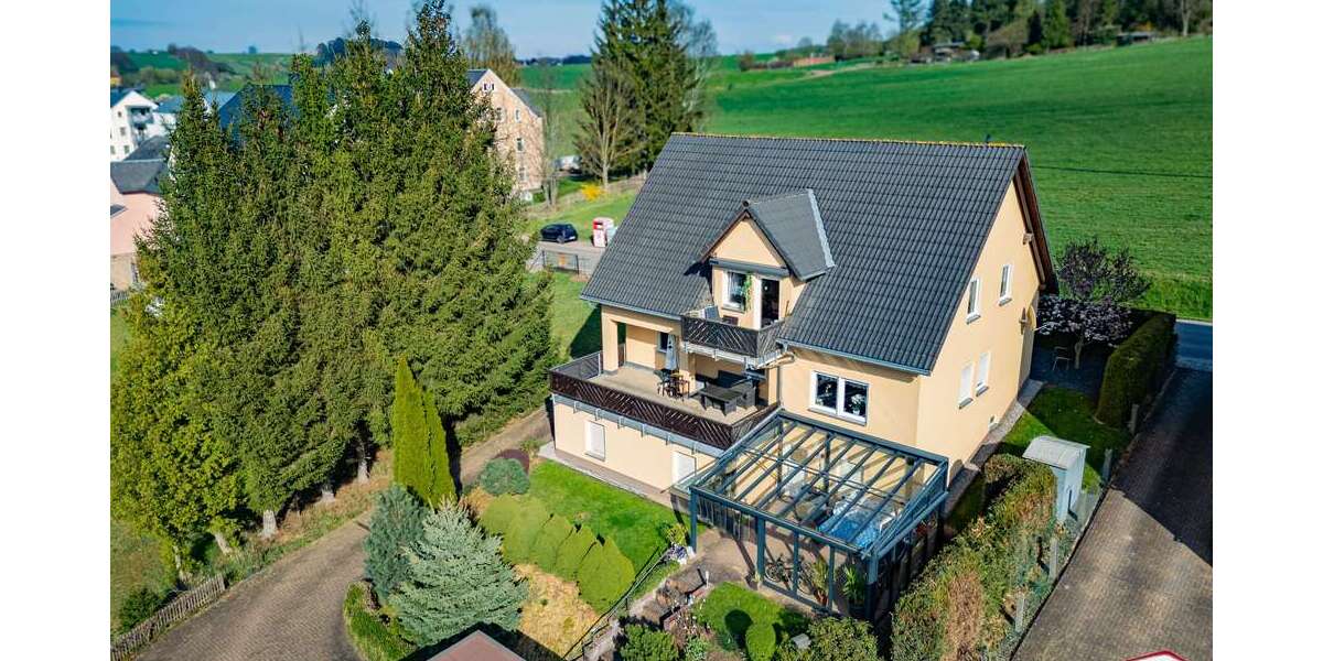 Haus zum Kaufen in Lugau 385.000 € 256 m² 8 zimmer
