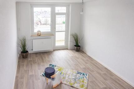 Wohnung Chemnitz Adelsberg - 3 Zimmer, 70 m&sup2;, 427&euro; | Angebot:26682550