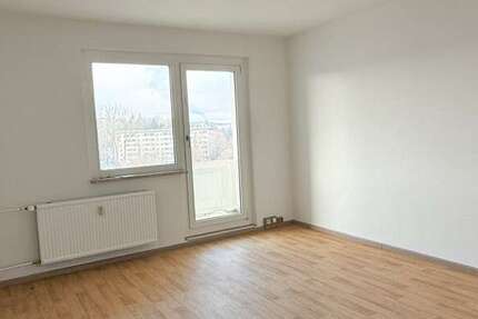 Wohnung zum Kaufen in Annaberg-Buchholz 34.475 € 68.95 m² 4 zimmer